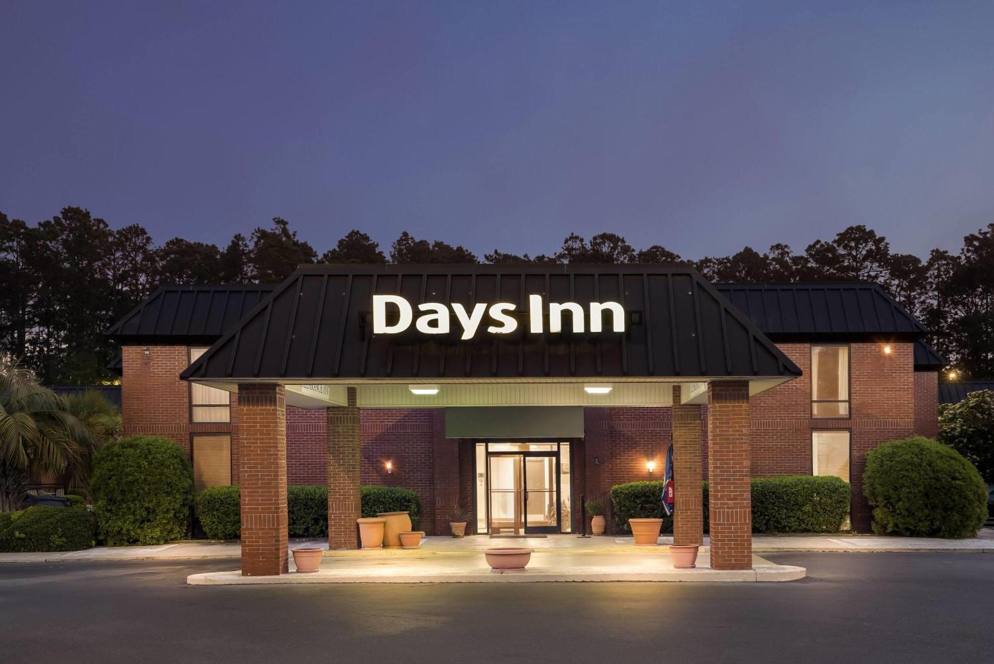 Days Inn By Wyndham Statesboro Eksteriør bilde