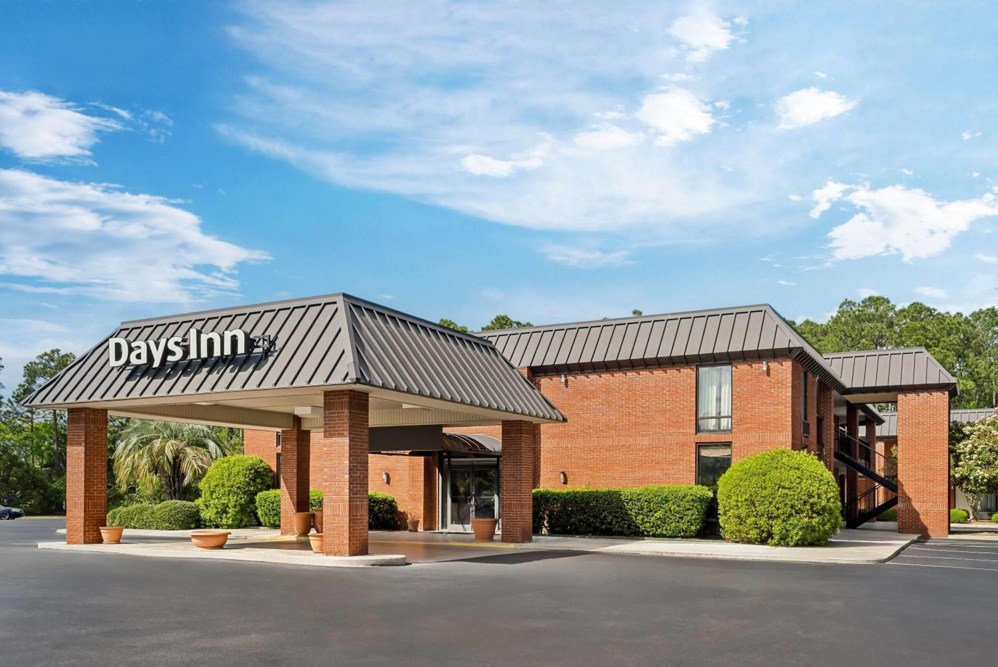 Days Inn By Wyndham Statesboro Eksteriør bilde